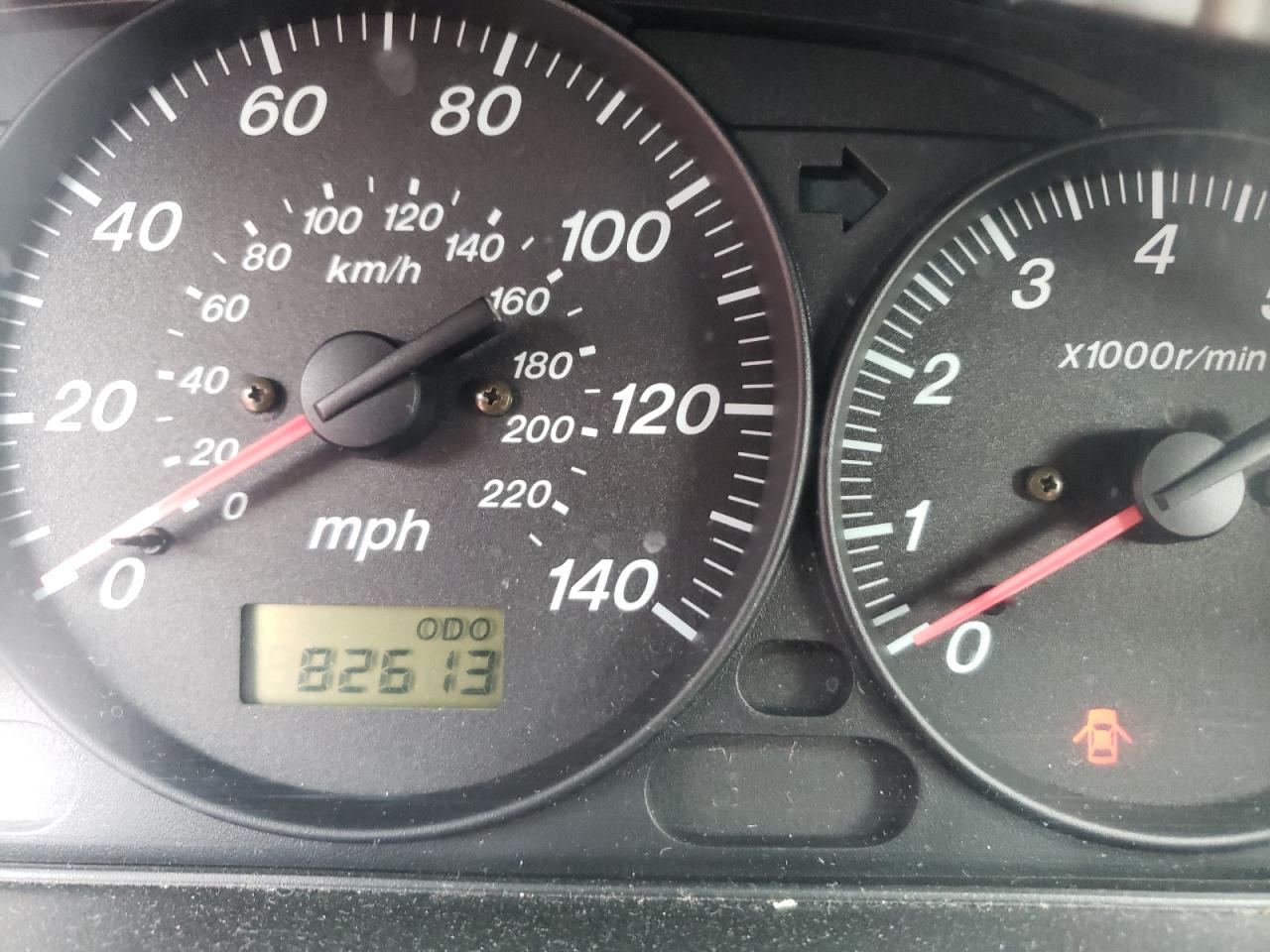 Photo 8 from auction – 2002 MAZDA PROTEGE DX with VIN JM1BJ225621574724