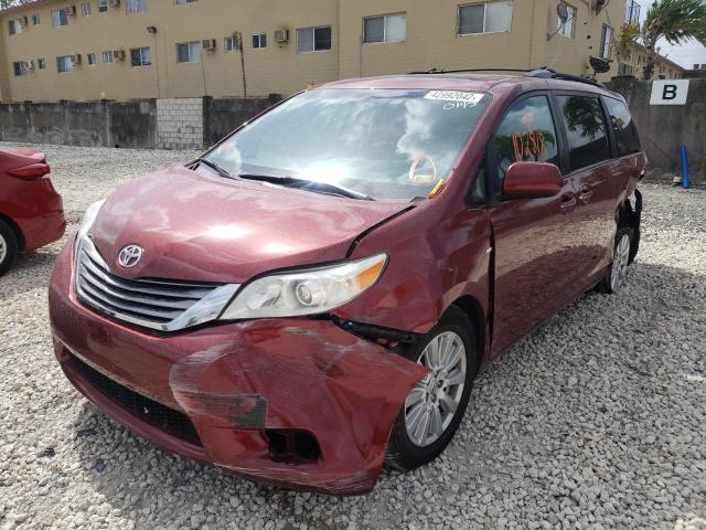 Photo 2 from auction – 2017 TOYOTA SIENNA XLE with VIN 5TDDZ3DCXHS170145