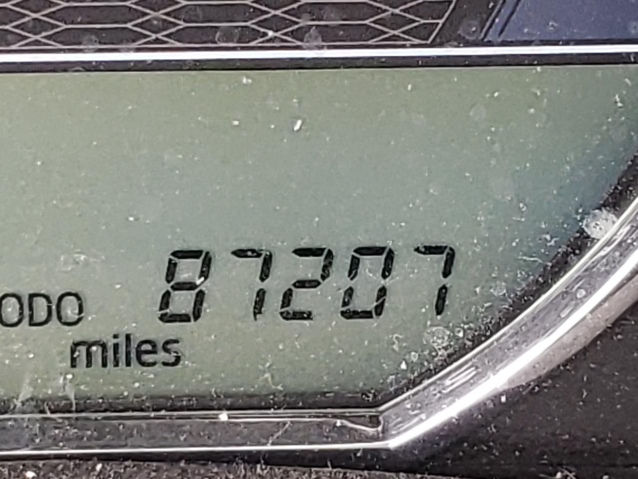 Photo 8 from auction – 2015 TOYOTA COROLLA L with VIN 5YFBURHE9FP352719
