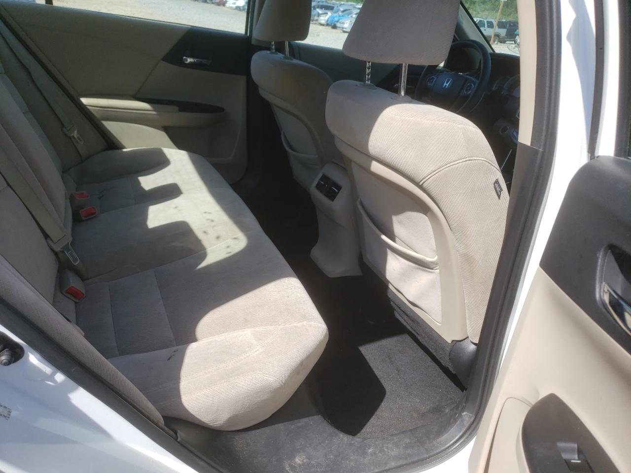 Photo 6 from auction – 2013 HONDA ACCORD EX with VIN 1HGCR2F71DA004112