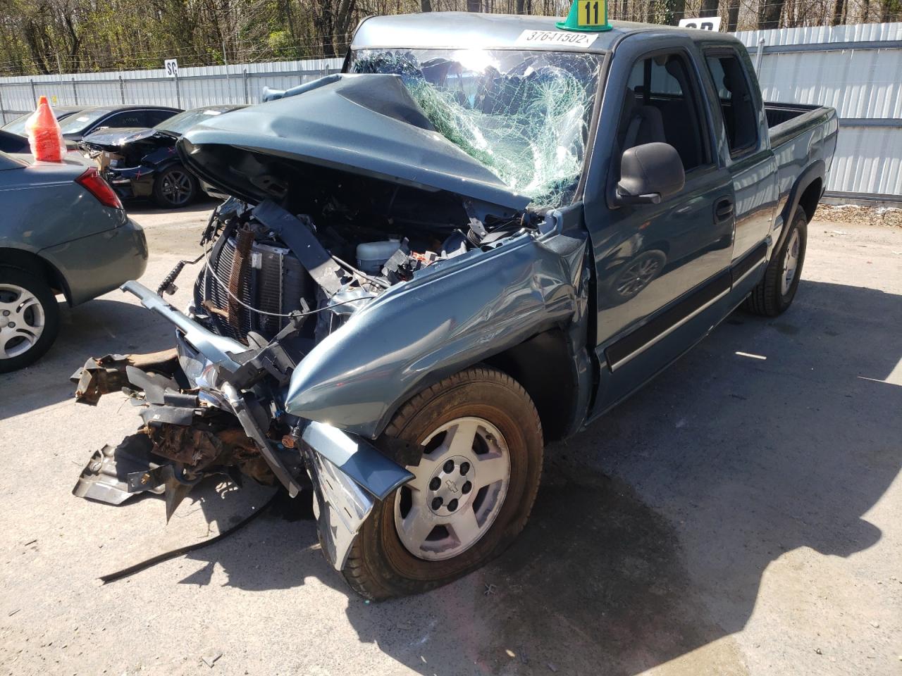 Photo 2 from auction – 2007 CHEVROLET SILVERADO with VIN 1GCEK19B77Z137551