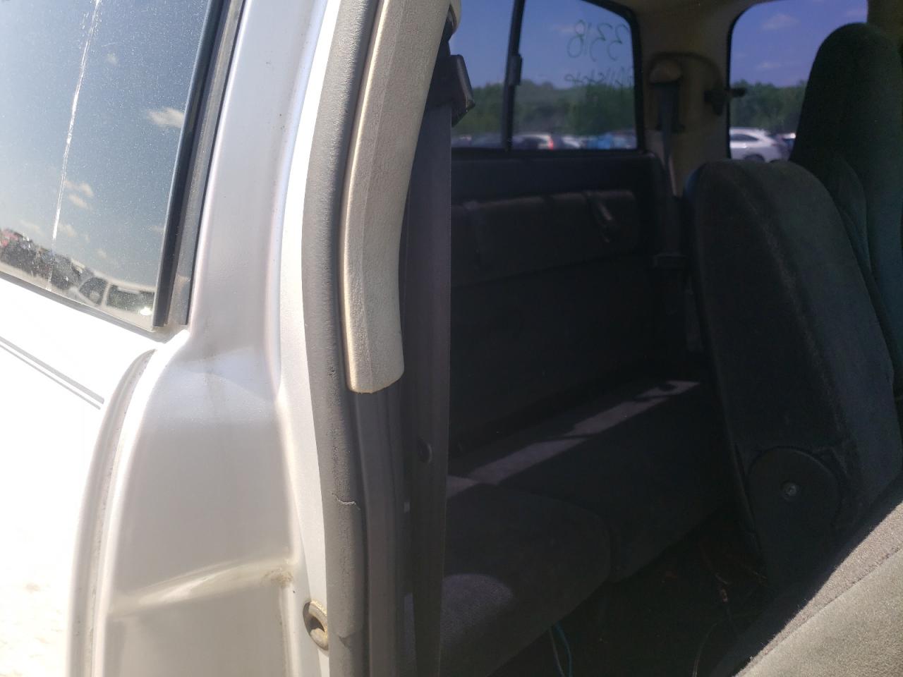 Photo 6 from auction – 2001 DODGE DAKOTA with VIN 1B7GL22X81S259451