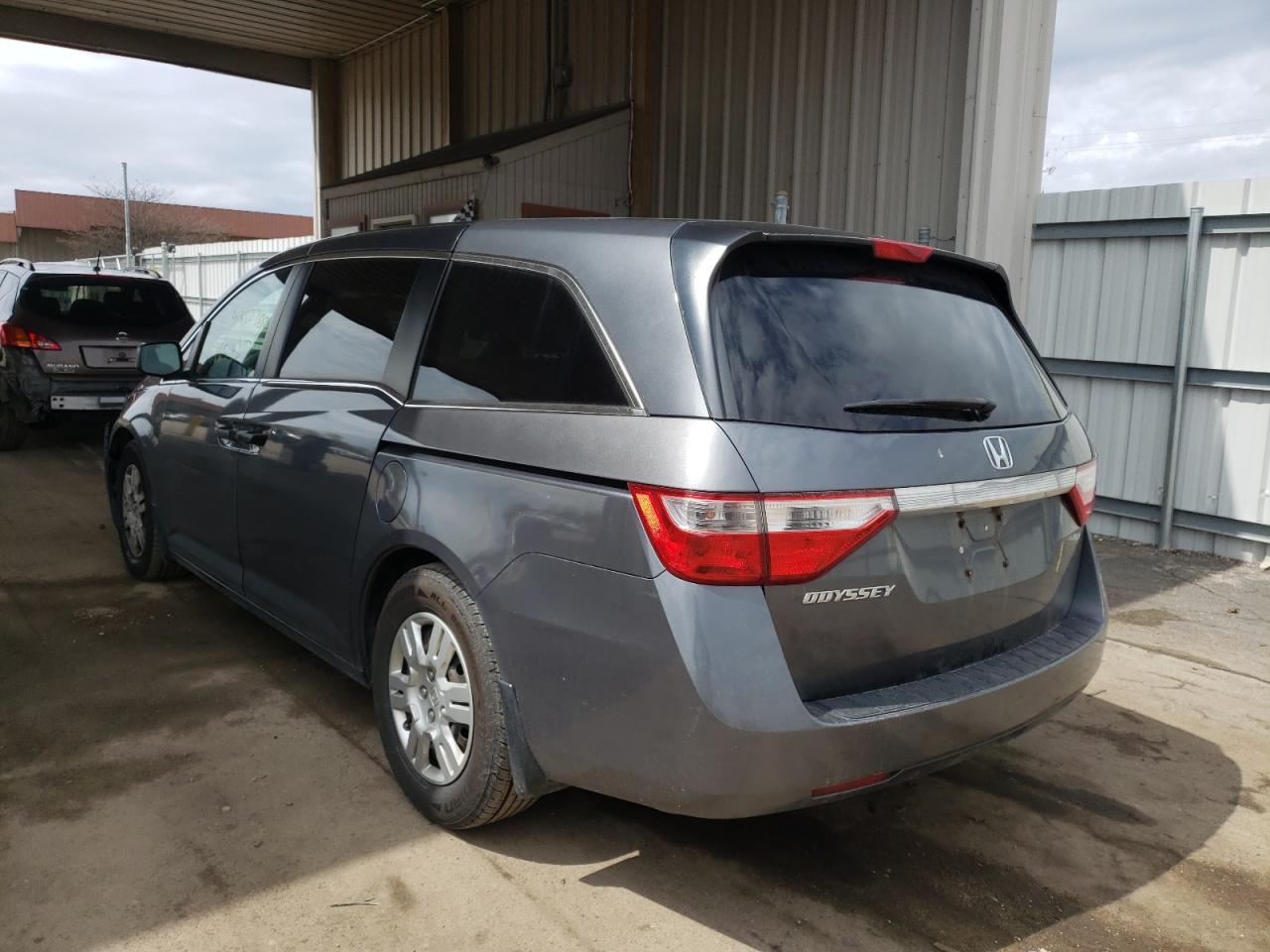 Photo 3 from auction – 2011 HONDA ODYSSEY LX with VIN 5FNRL5H29BB022164