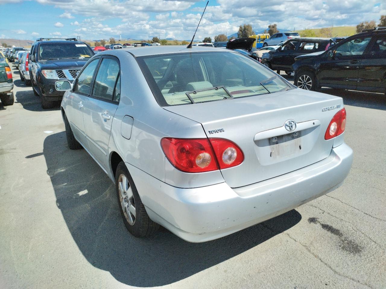 Photo 3 from auction – 2006 TOYOTA COROLLA with VIN 1NXBR30E36Z749626