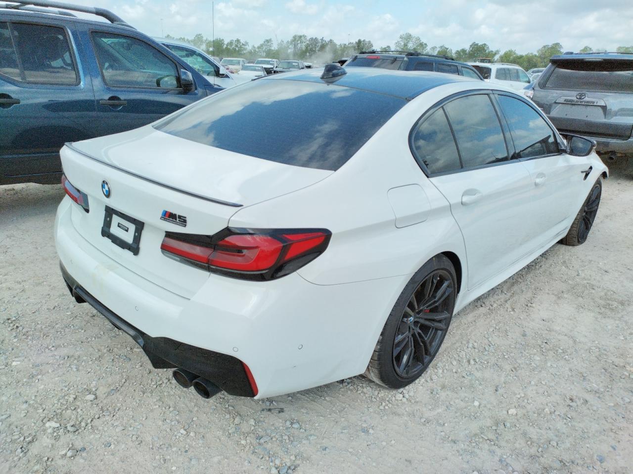 Photo 4 from auction – 2022 BMW M5 with VIN WBS83CH07NCH72531