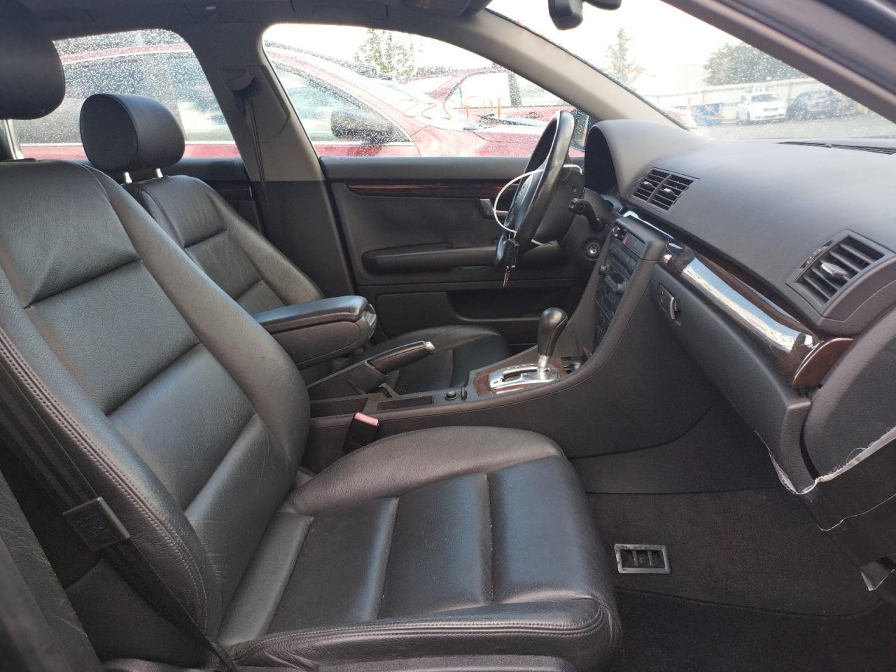 Photo 5 from auction – 2002 AUDI A4 3.0 with VIN WAUJT68E62A259004