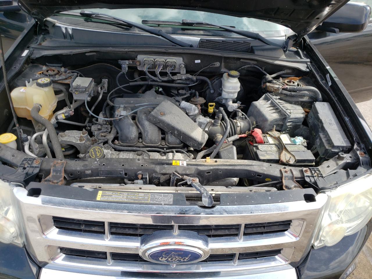 Photo 7 from auction – 2008 FORD ESCAPE LIM with VIN 1FMCU04188KC31700