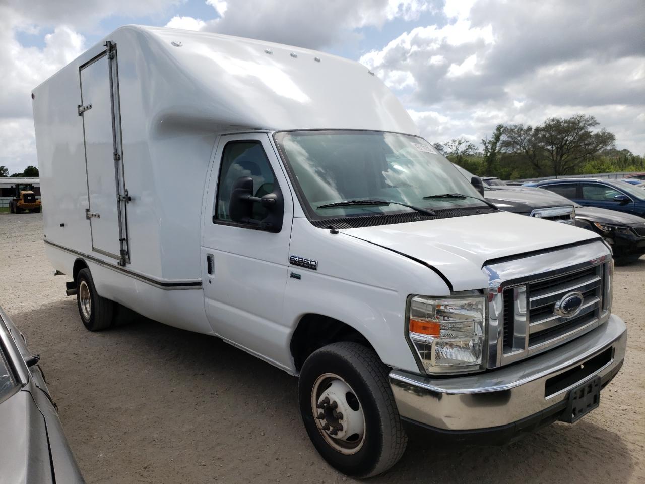 FORD ECONOLINE 2009 with VIN 1FDWE35LX9DA65312 - Photo from auction