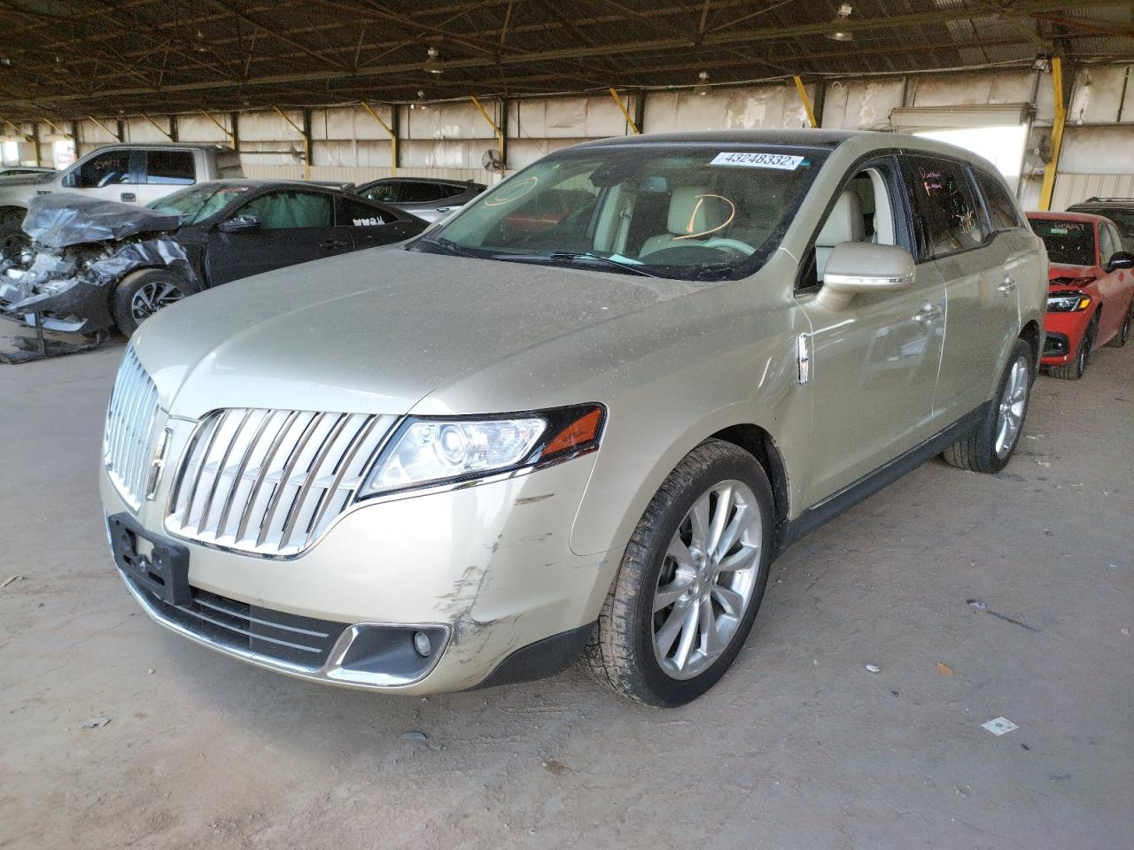 Photo 2 from auction – 2010 LINCOLN MKT with VIN 2LMHJ5AT7ABJ03390