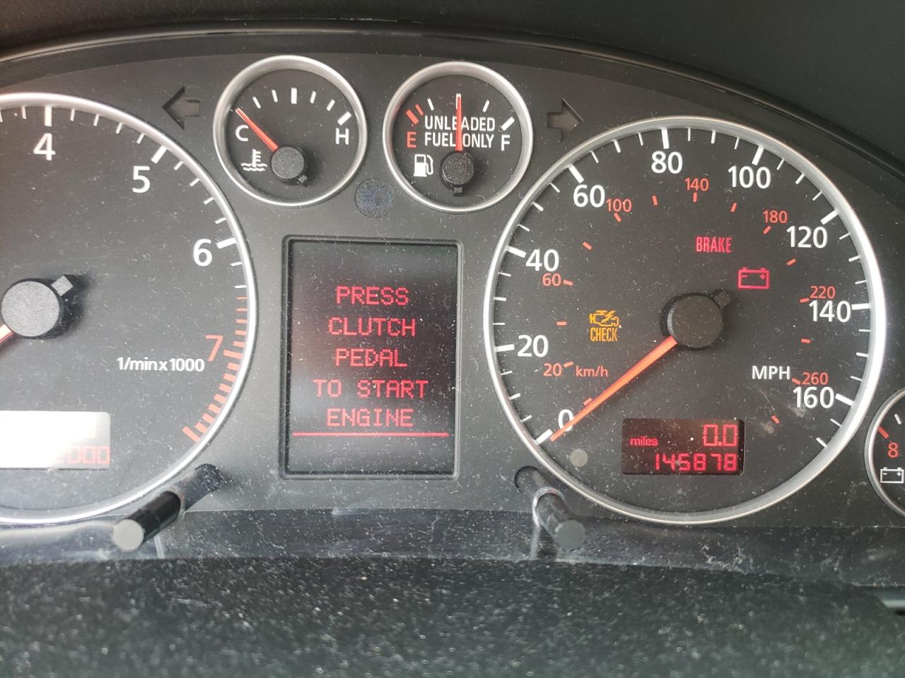 Photo 8 from auction – 2004 AUDI A6 2.7T QU with VIN WAULD64B74N022874