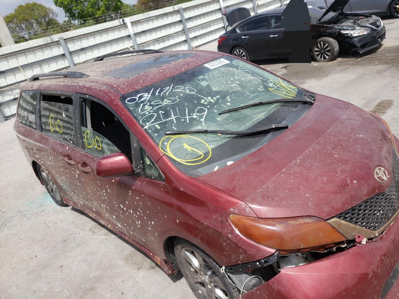 Photo 9 from auction – 2015 TOYOTA SIENNA SPO with VIN 5TDXK3DC0FS672449