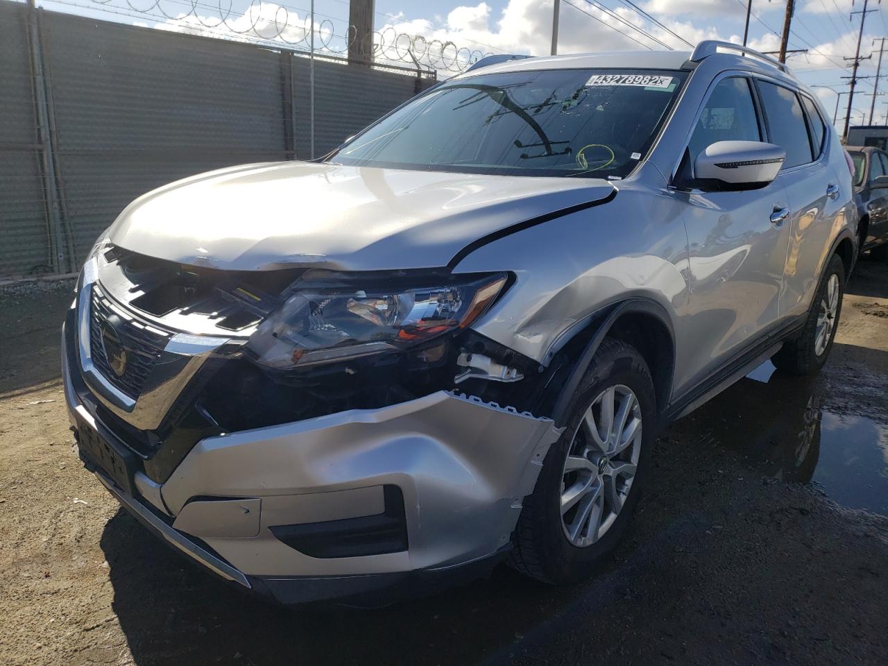 Photo 2 from auction – 2018 NISSAN ROGUE S with VIN KNMAT2MT9JP553864