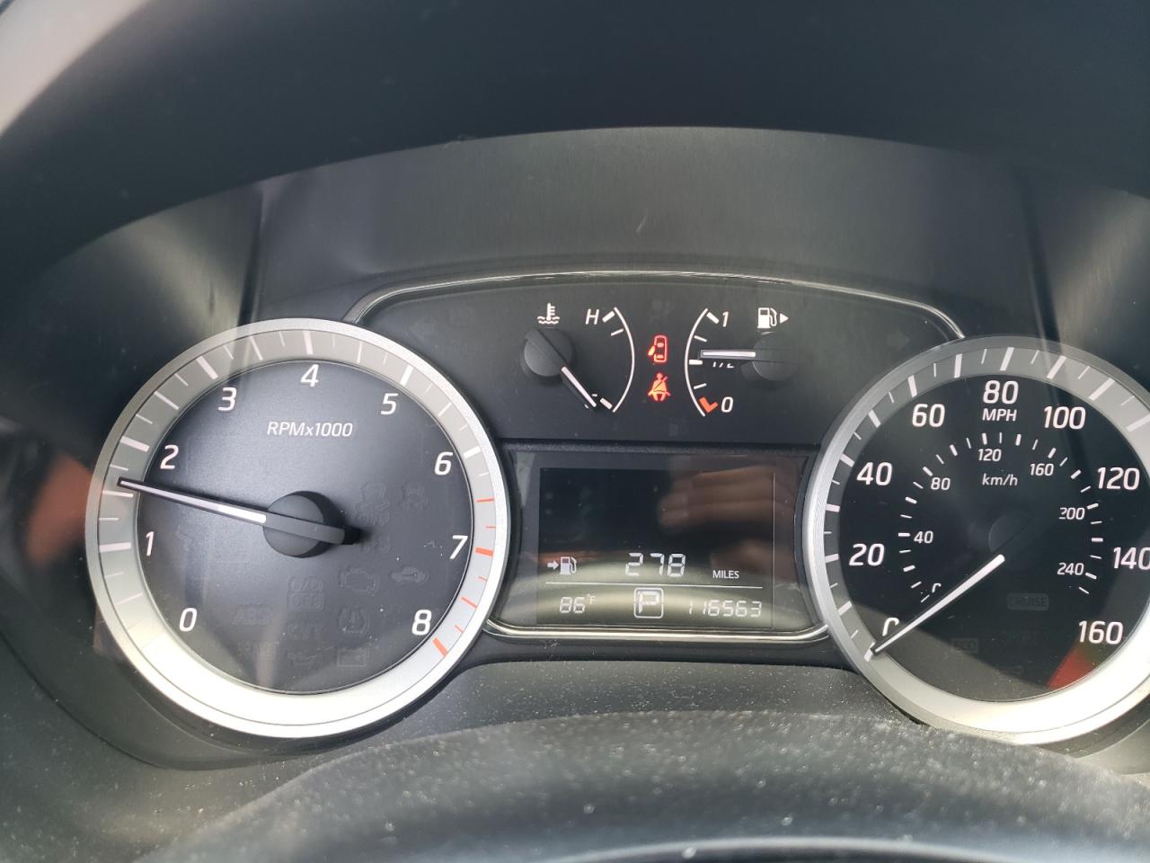 Photo 8 from auction – 2014 NISSAN SENTRA S with VIN 3N1AB7AP8EL607182