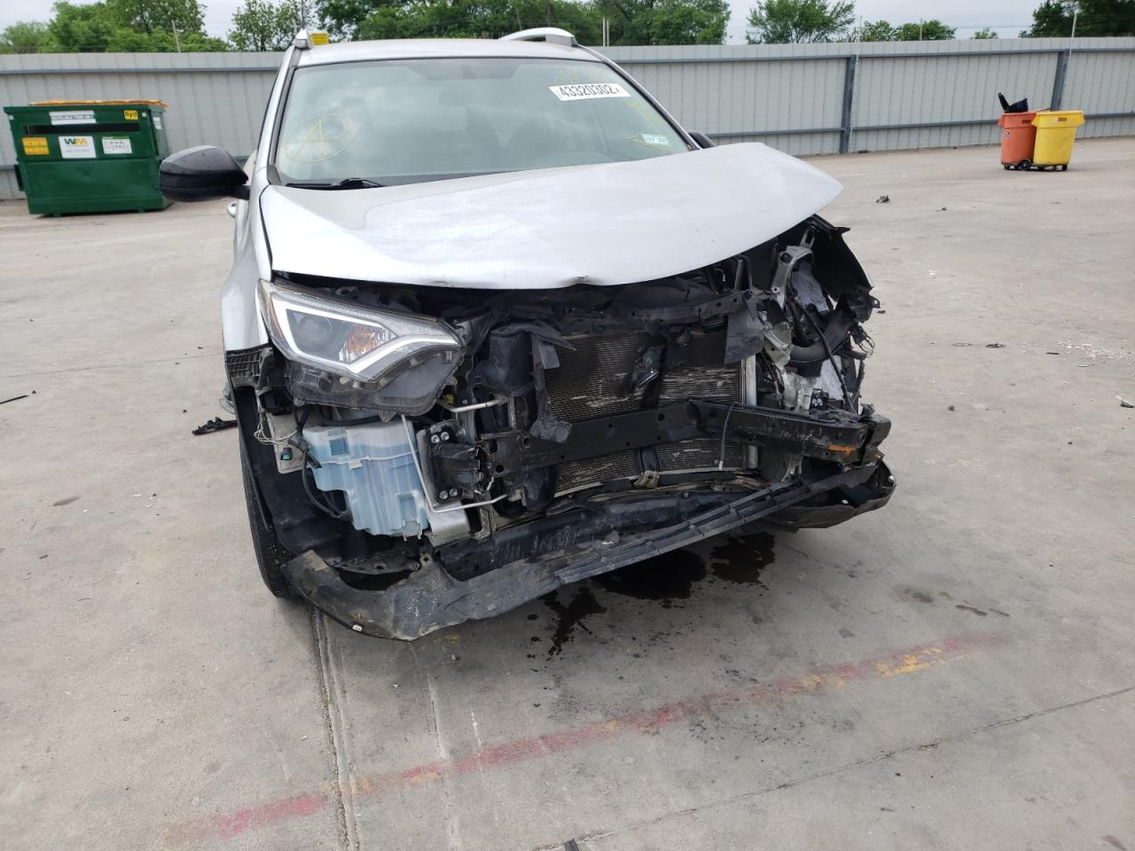 Photo 9 from auction – 2016 TOYOTA RAV4 LE with VIN 2T3ZFREV7GW303216