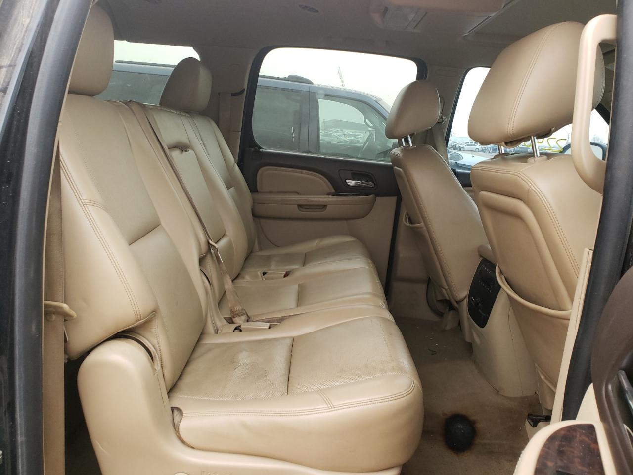 Photo 6 from auction – 2013 GMC YUKON XL D with VIN 1GKS2MEF7DR240787