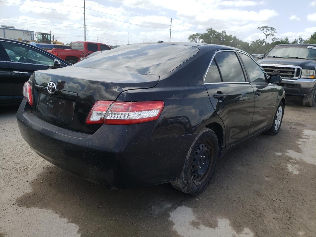 Photo 4 from auction – 2011 TOYOTA CAMRY BASE with VIN 4T1BF3EKXBU185085