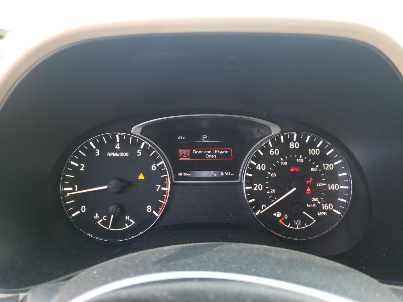 Photo 8 from auction – 2016 NISSAN PATHFINDER with VIN 5N1AR2MN8GC623365