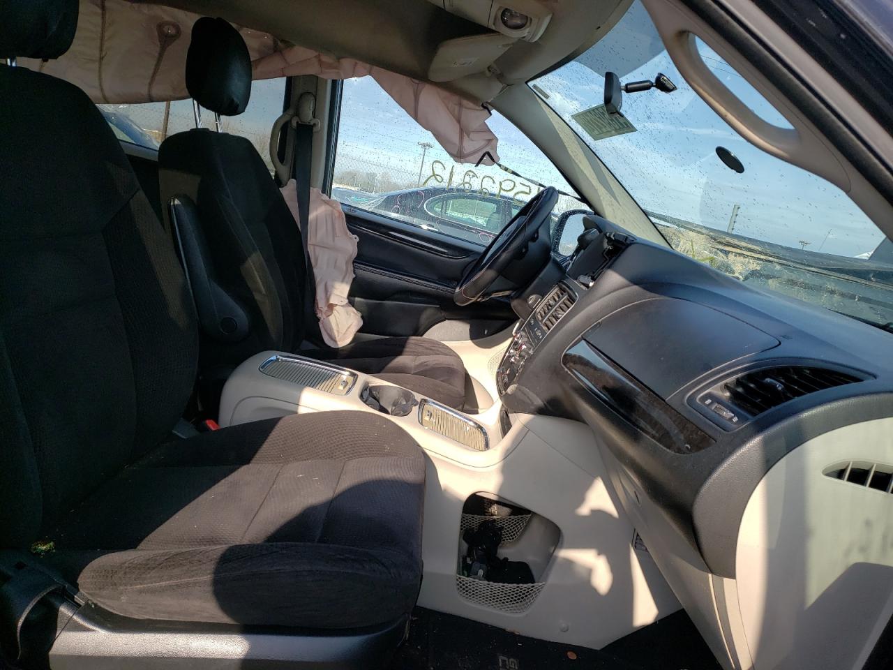 Photo 5 from auction – 2014 DODGE GRAND CARA with VIN 2C4RDGCG9ER391109