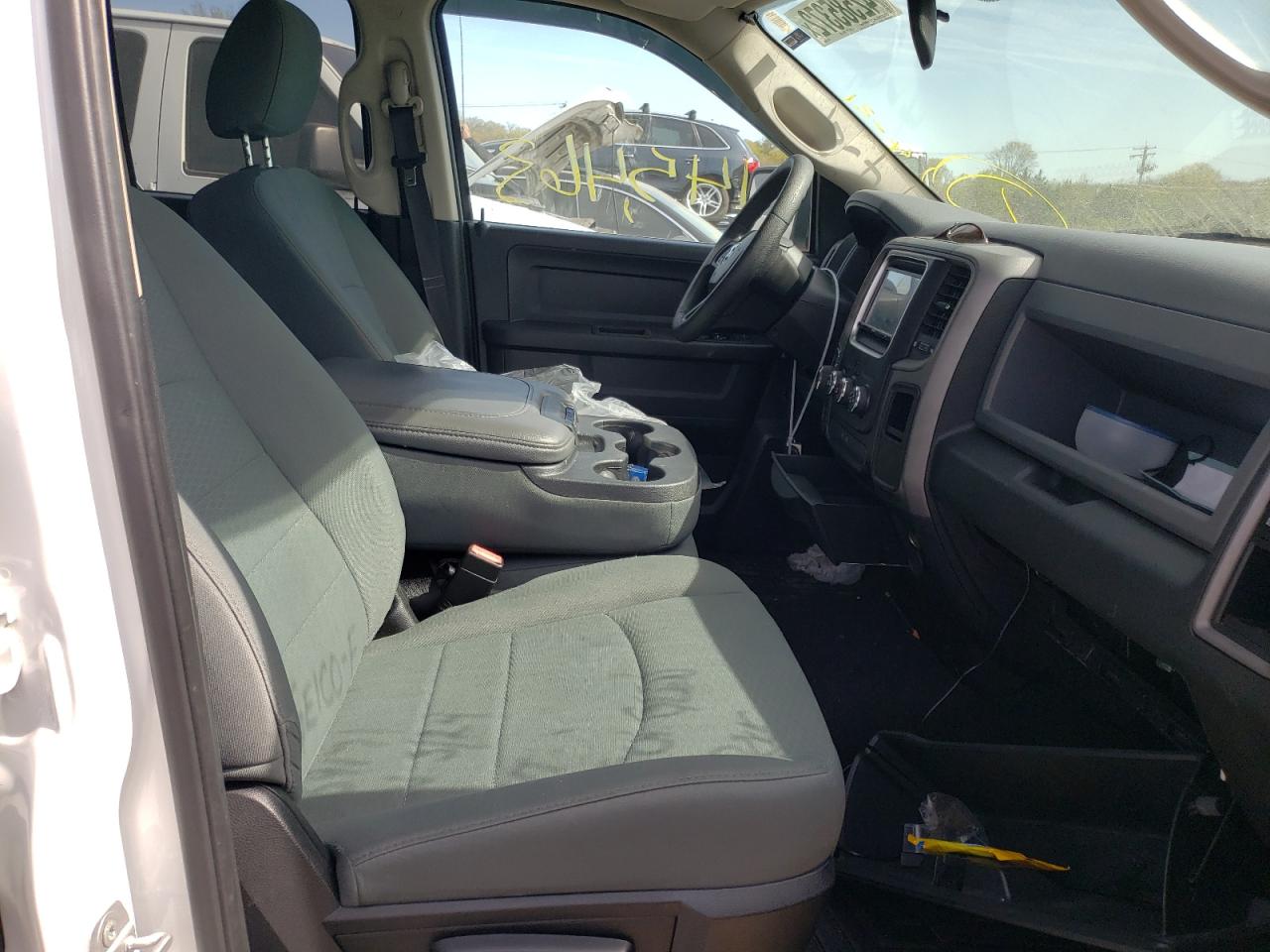 Photo 5 from auction – 2015 RAM 1500 ST with VIN 1C6RR7FT3FS646760