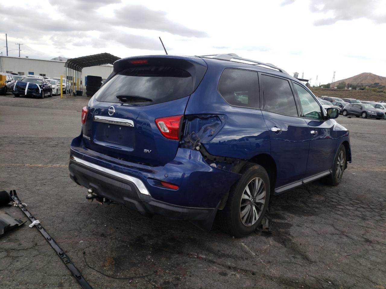 Photo 4 from auction – 2018 NISSAN PATHFINDER with VIN 5N1DR2MN4JC603697