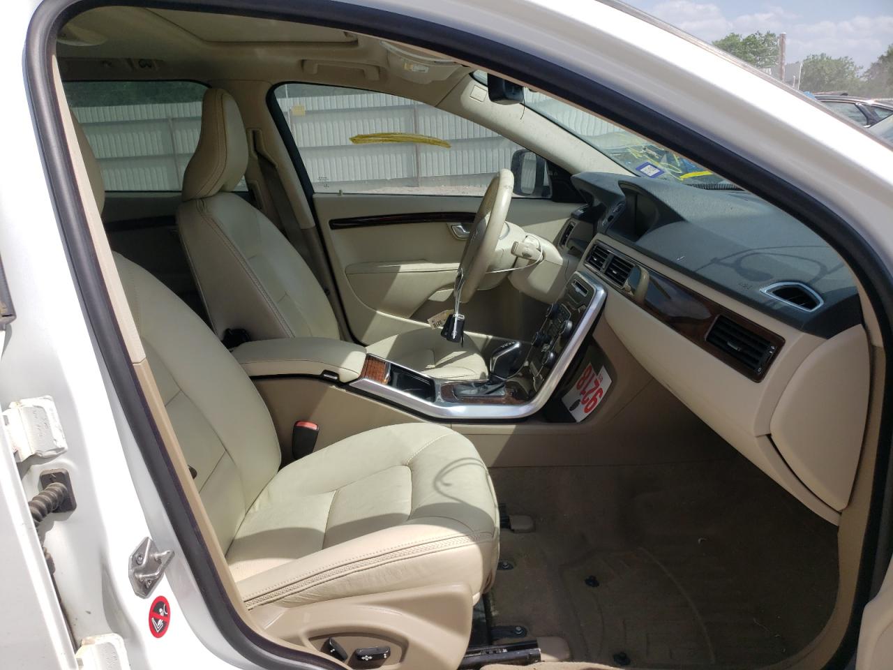 Photo 5 from auction – 2014 VOLVO XC70 3.2 with VIN YV4952BL4E1175569