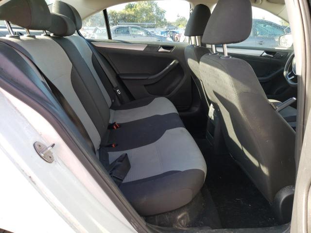 Photo 6 from auction – 2017 VOLKSWAGEN JETTA S with VIN 3VW2B7AJ9HM398883