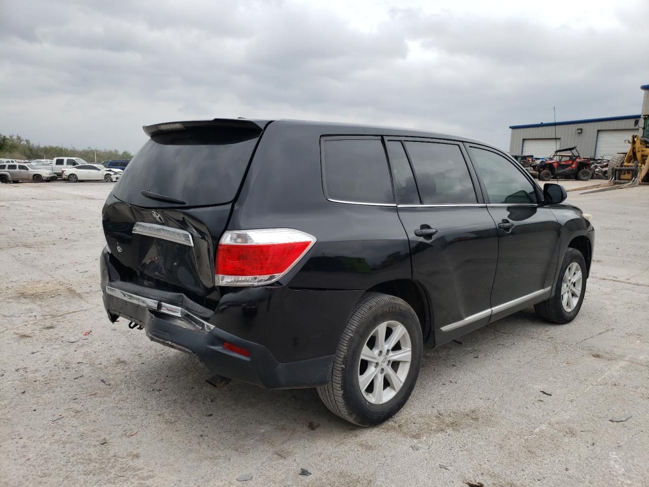 Photo 4 from auction – 2012 TOYOTA HIGHLANDER with VIN 5TDZA3EH6CS024826
