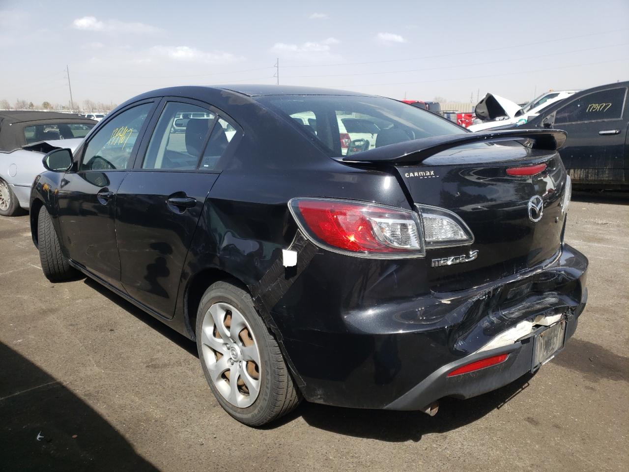 Photo 3 from auction – 2011 MAZDA 3 I with VIN JM1BL1UF9B1402259