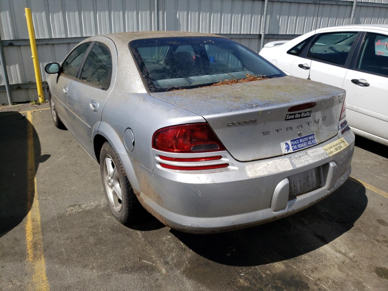Photo 3 from auction – 2005 DODGE STRATUS with VIN 1B3EL46J05N656831