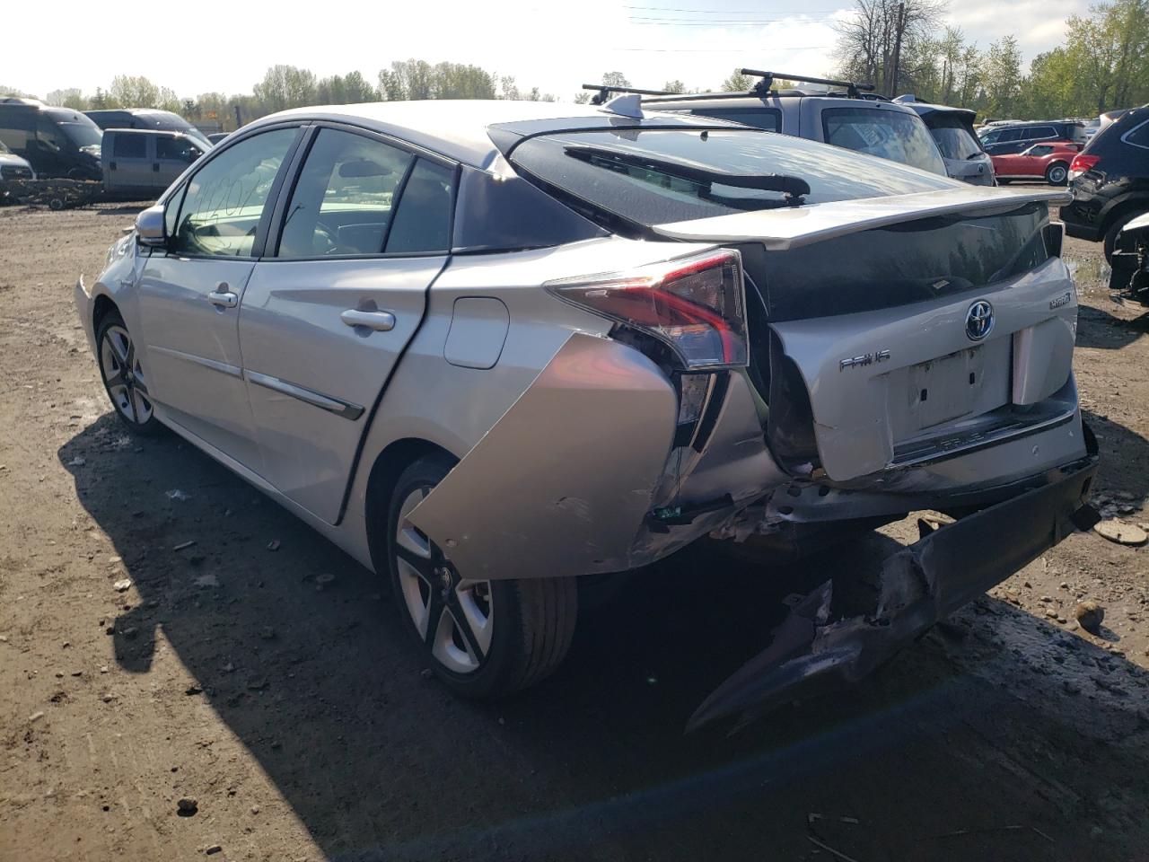Photo 3 from auction – 2017 TOYOTA PRIUS with VIN JTDKARFU4H3543995