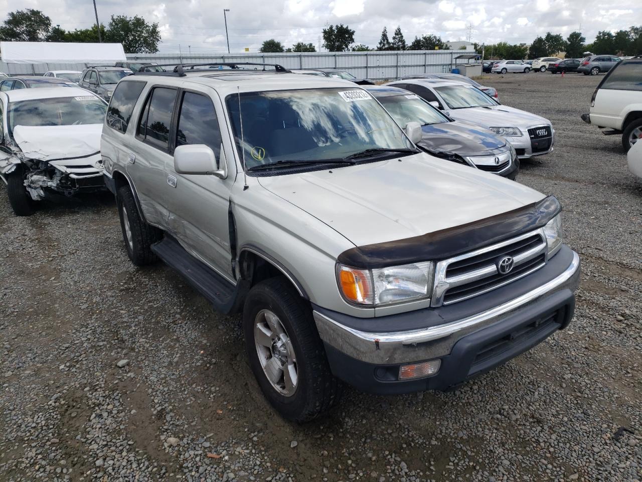 TOYOTA 4RUNNER SR 1999 with VIN JT3HN86R7X0241965 - Photo from auction