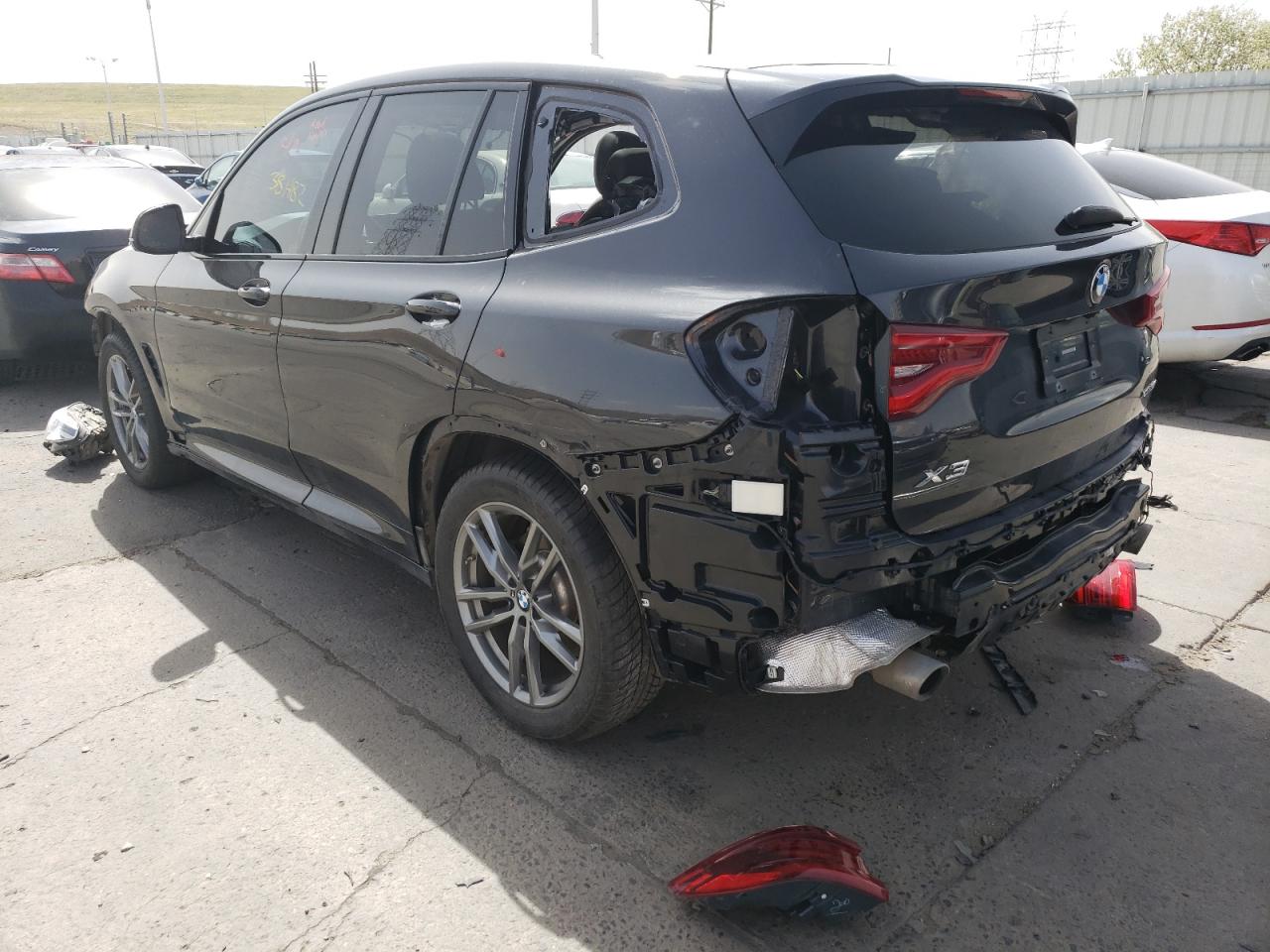 Photo 3 from auction – 2019 BMW X3 XDRIVE3 with VIN 5UXTR9C52KLP96328