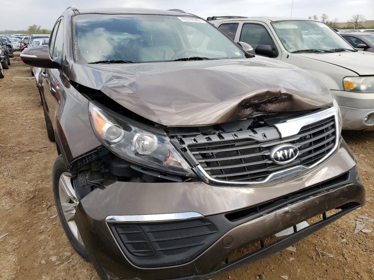 Photo 9 from auction – 2012 KIA SPORTAGE L with VIN KNDPBCA27C7234089