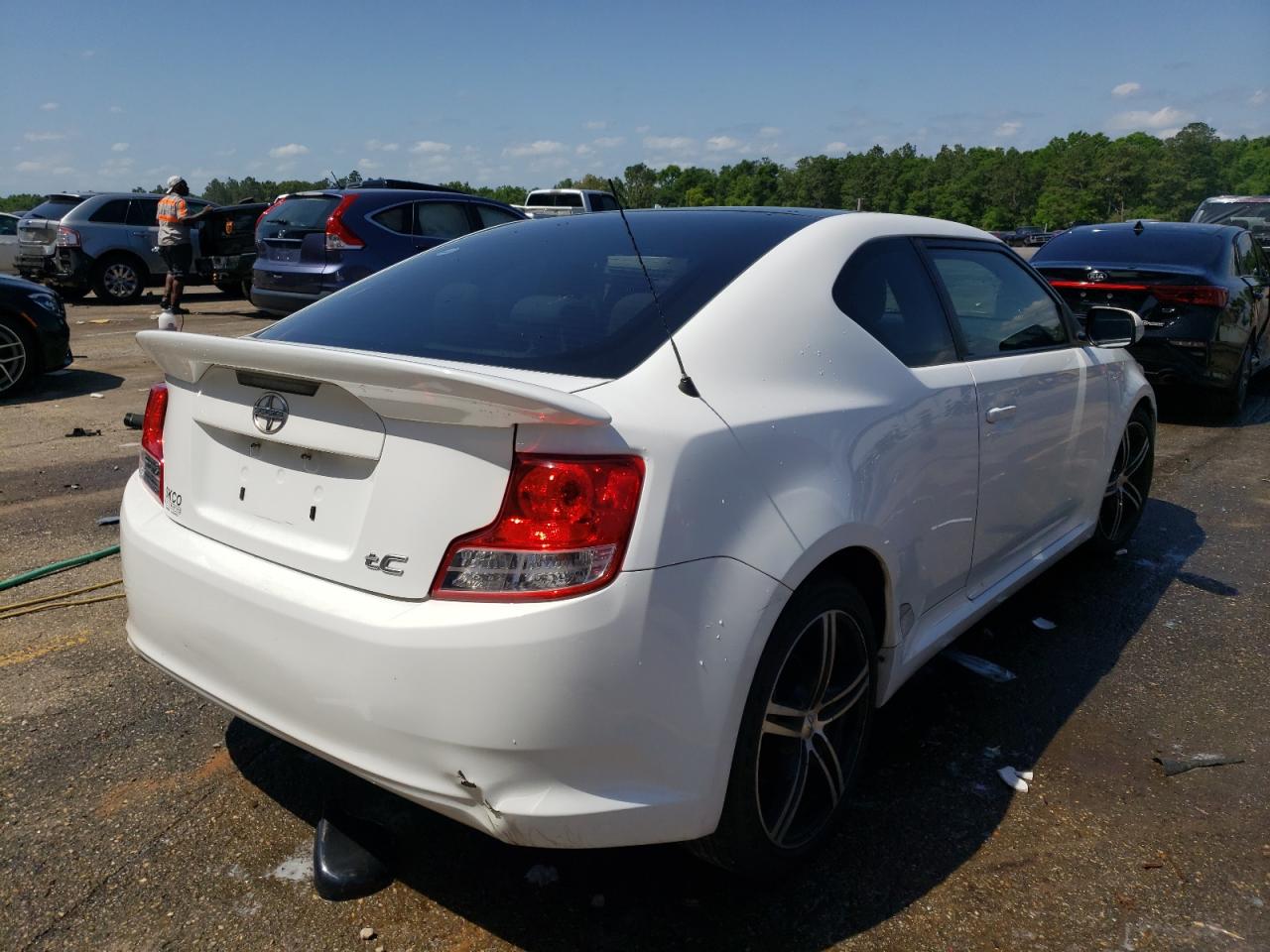 Photo 4 from auction – 2012 TOYOTA SCION TC with VIN JTKJF5C77C3041276