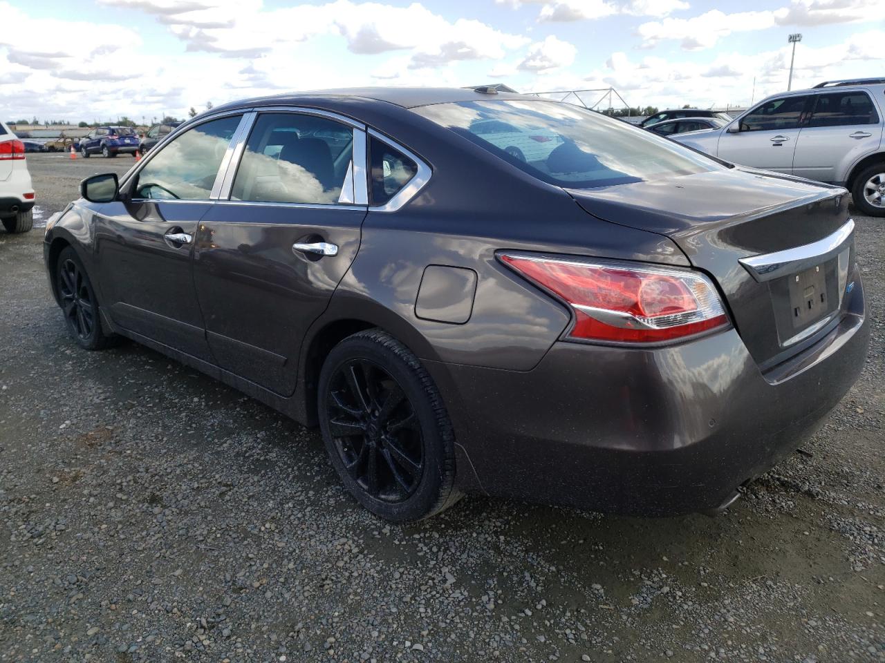 Photo 3 from auction – 2015 NISSAN ALTIMA 3.5 with VIN 1N4BL3AP0FC444439