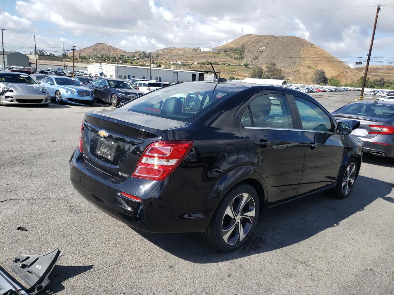 Photo 4 from auction – 2020 CHEVROLET SONIC PREM with VIN 1G1JF5SB1L4115288