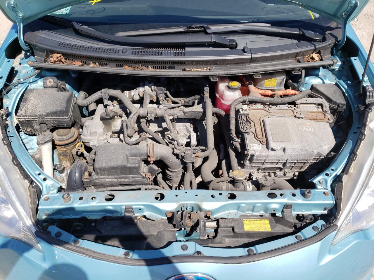 Photo 7 from auction – 2014 TOYOTA PRIUS C with VIN JTDKDTB34E1084525
