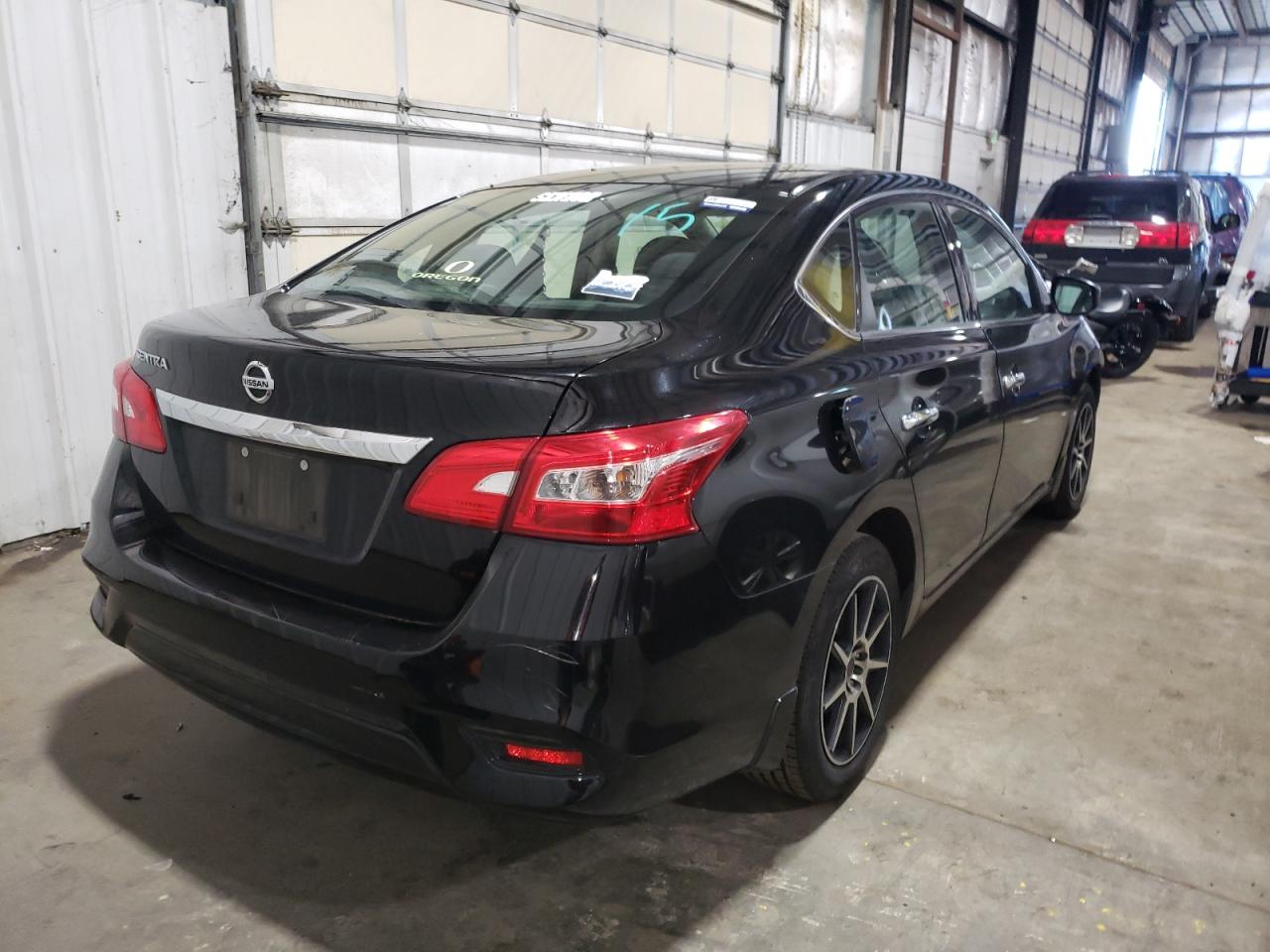 Photo 4 from auction – 2017 NISSAN SENTRA S with VIN 3N1AB7AP8HY223992