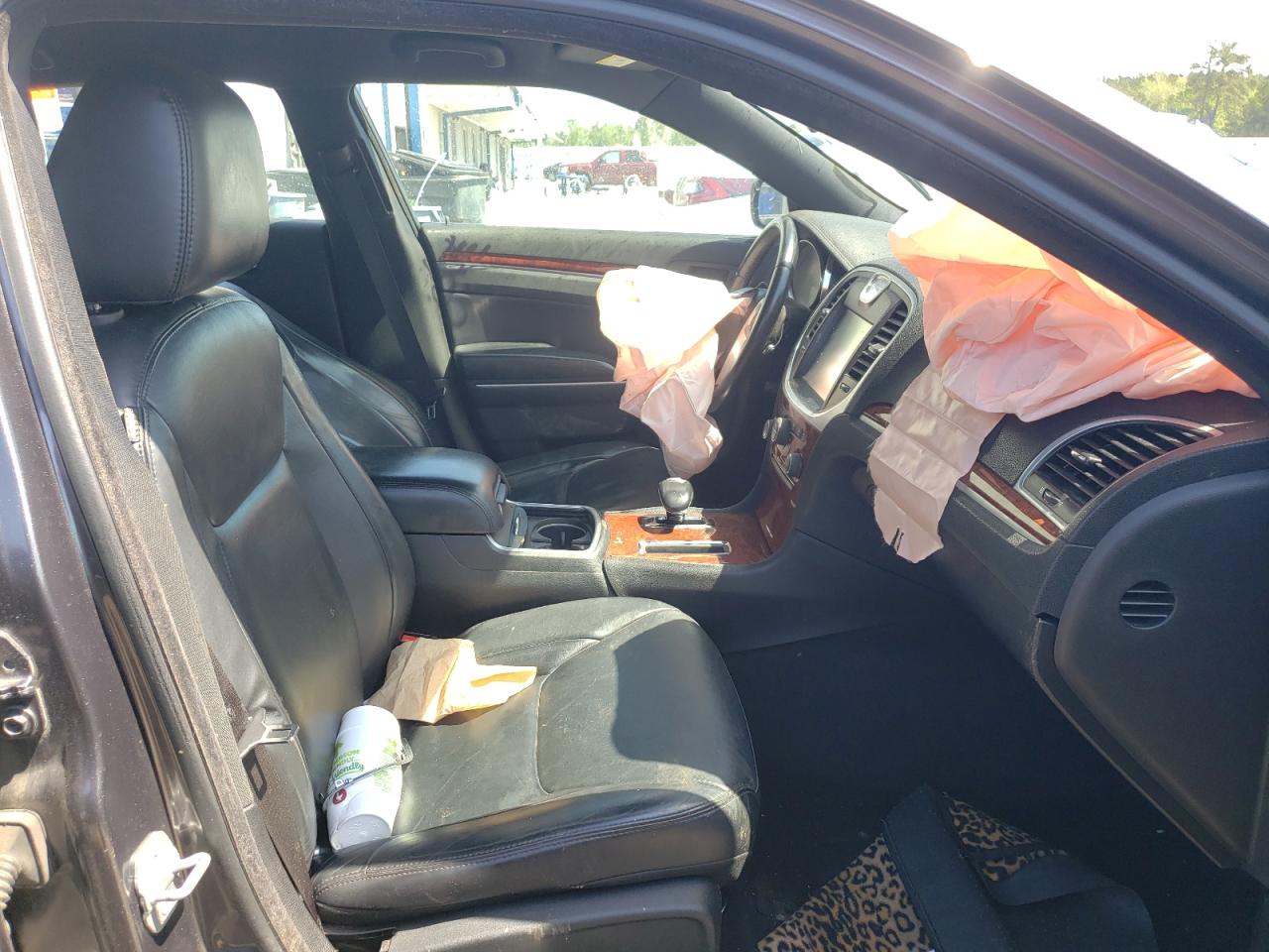 Photo 5 from auction – 2014 CHRYSLER 300 with VIN 2C3CCAAG9EH132588