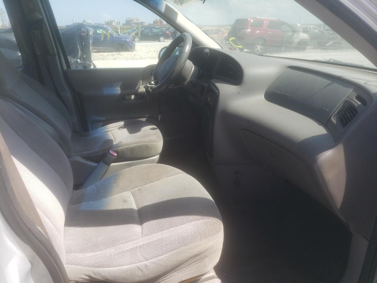 Photo 5 from auction – 2000 FORD WINDSTAR L with VIN 2FMZA5149YBA73070