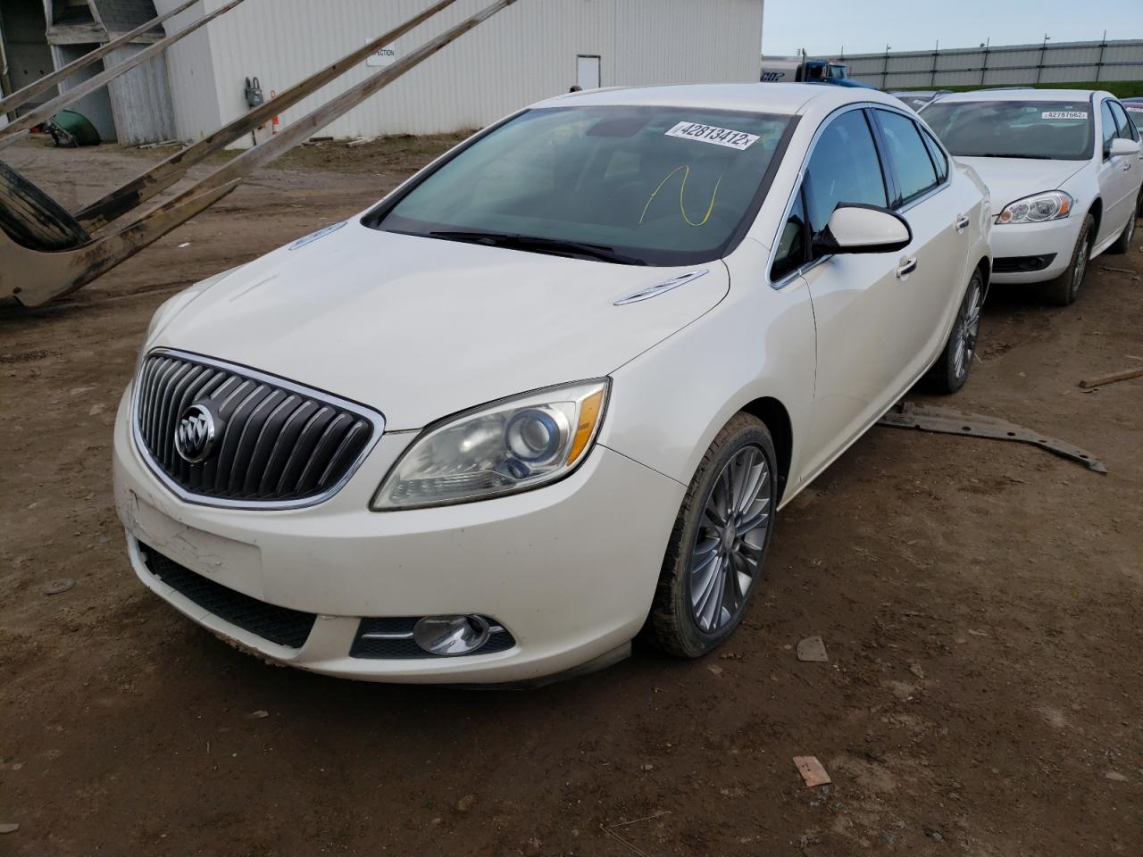 Photo 2 from auction – 2013 BUICK VERANO with VIN 1G4PS5SKXD4140507