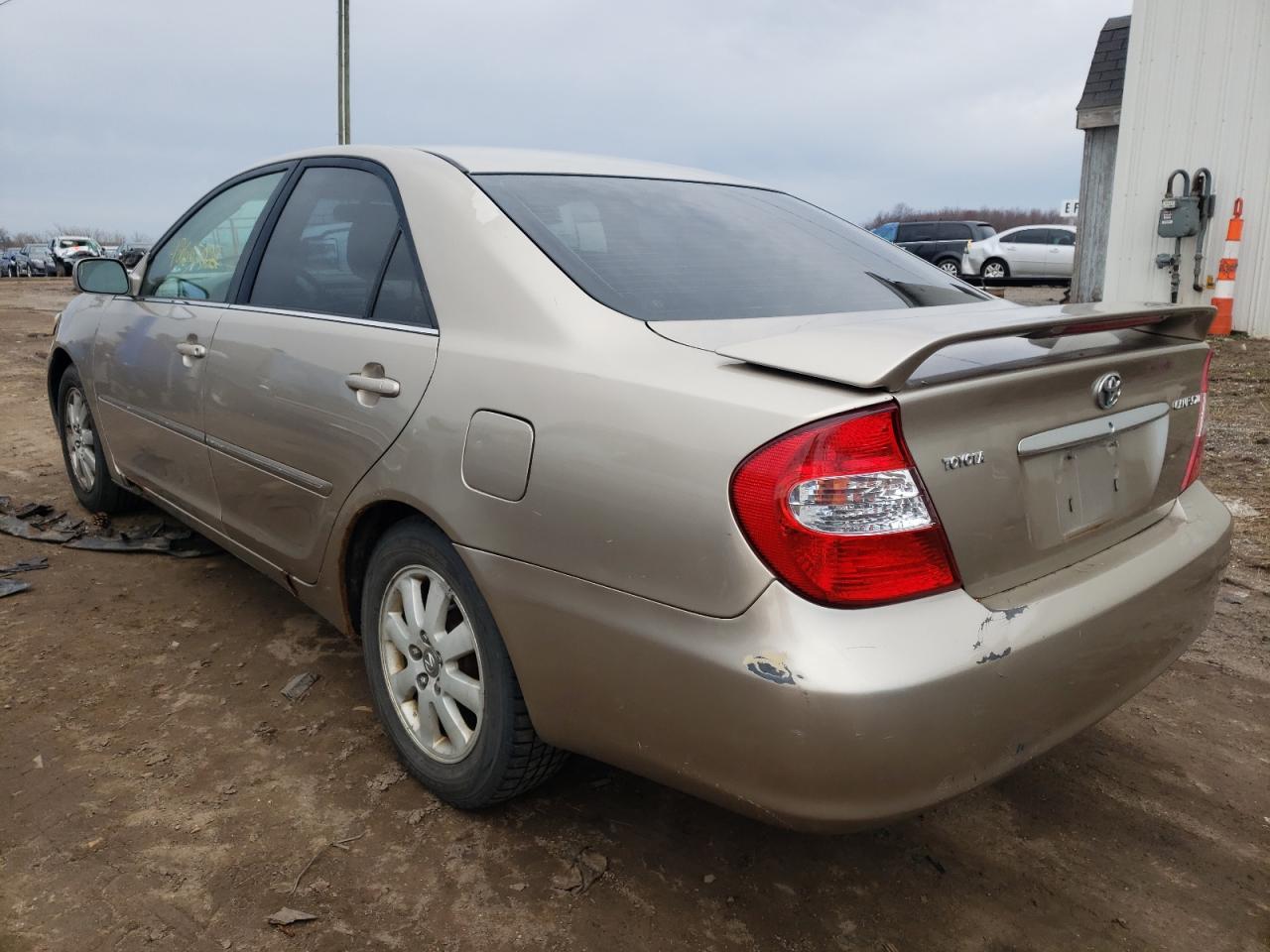 Photo 3 from auction – 2003 TOYOTA CAMRY LE with VIN 4T1BE30K83U671017