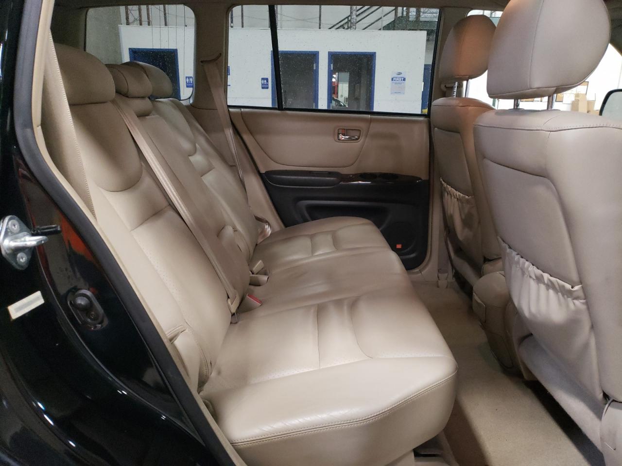 Photo 6 from auction – 2002 TOYOTA HIGHLANDER with VIN JTEHF21A320090991