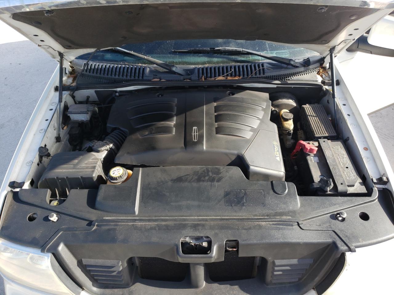 Photo 7 from auction – 2004 LINCOLN AVIATOR with VIN 5LMEU68H64ZJ48381