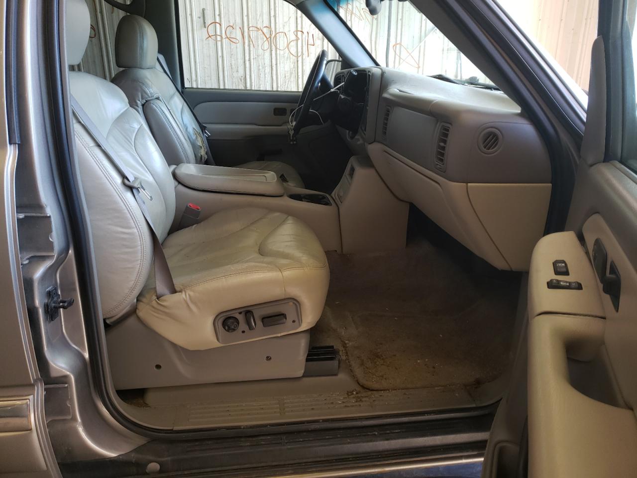 Photo 5 from auction – 2002 GMC YUKON with VIN 1GKEK13Z52J263215