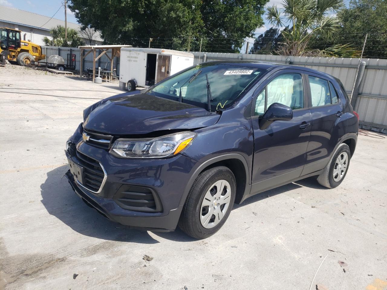 Photo 2 from auction – 2018 CHEVROLET TRAX LS with VIN 3GNCJKSB5JL152792