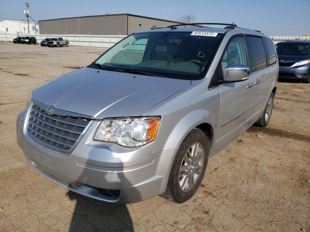 Photo 2 from auction – 2010 CHRYSLER TOWN & COU with VIN 2A4RR6DX4AR153652