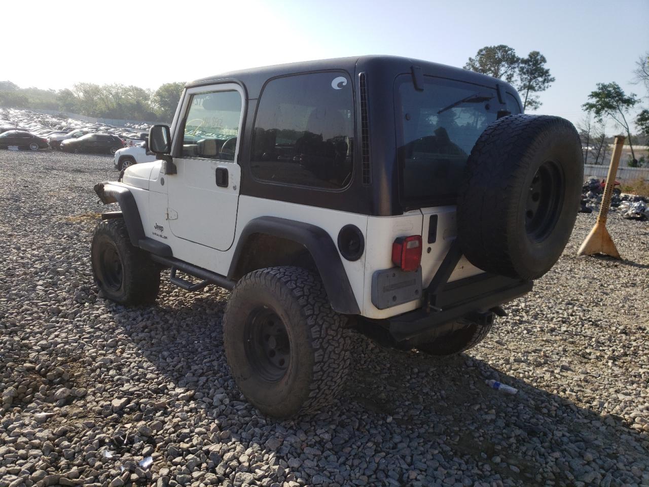 Photo 3 from auction – 2004 JEEP WRANGLER X with VIN 1J4FA39S94P719168
