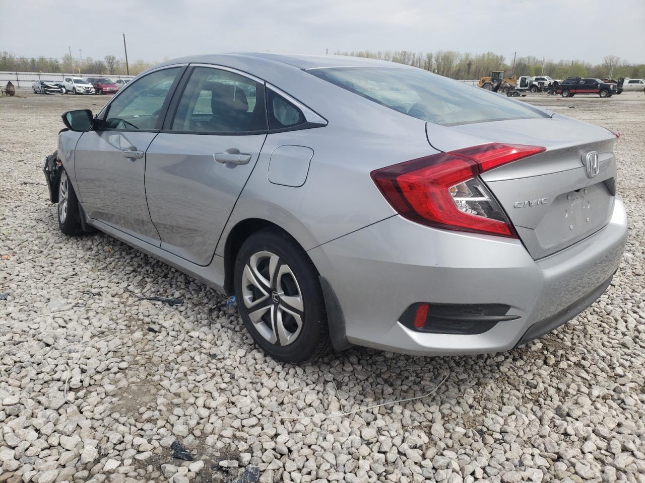 Photo 3 from auction – 2016 HONDA CIVIC LX with VIN 19XFC2F57GE013653