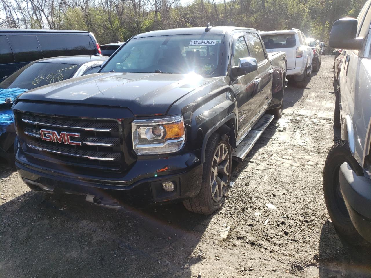 Foto 2 de la subasta – 2015 GMC SIERRA K15 con VIN 3GTU2VEC3FG307520